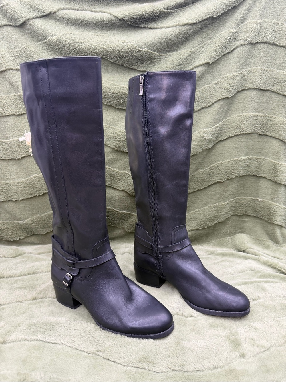 Bcbg Eneration tall boots